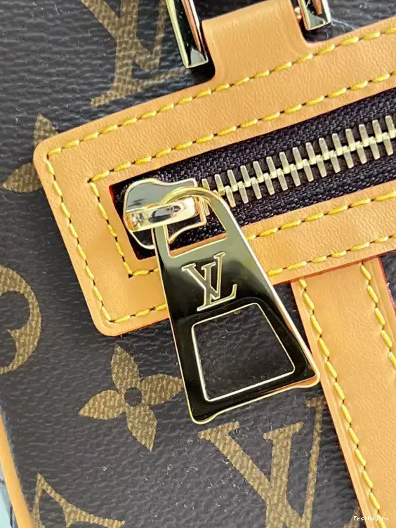 First bag ru LOUIS CITE VUITTON 0617